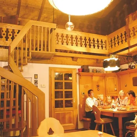 Alpine-lodges Petra * Sauerwald